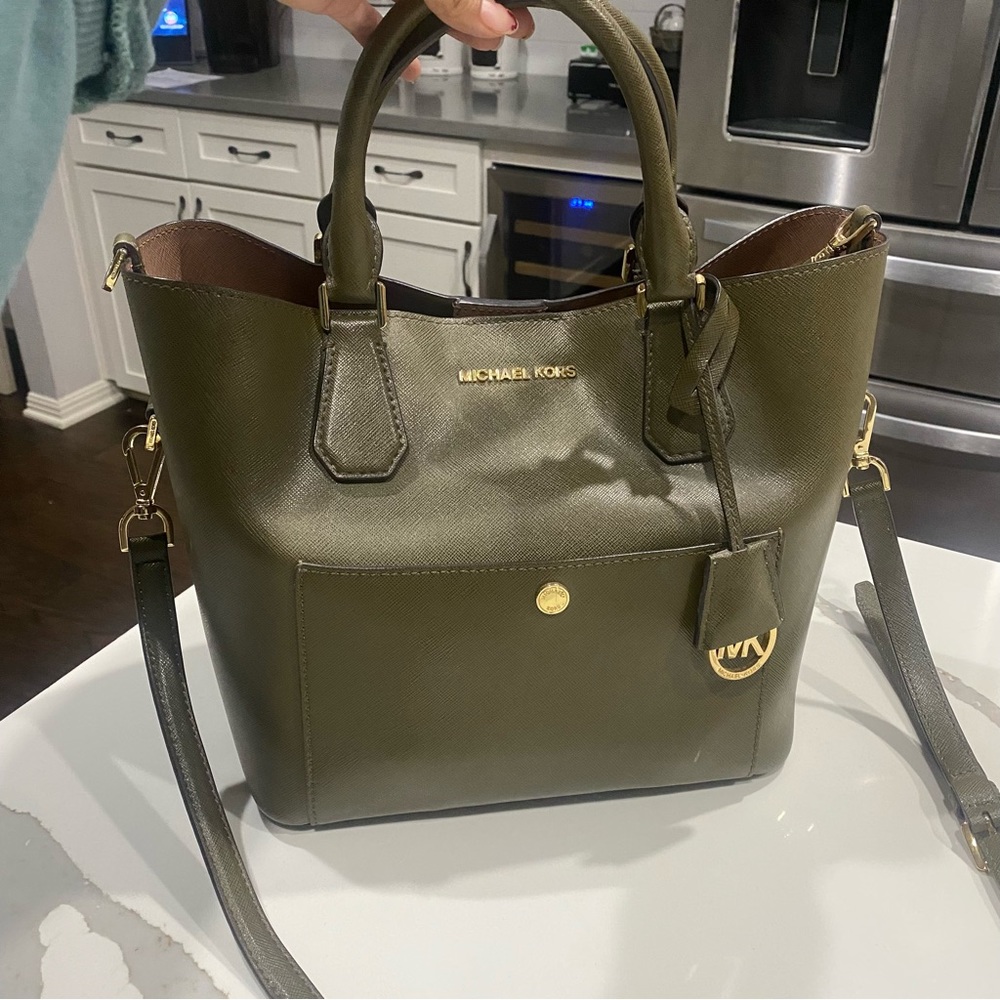 Michael Kors purse